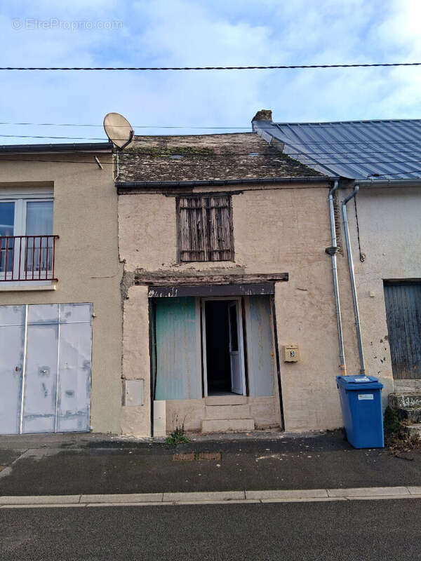 Commerce à MONTCORNET