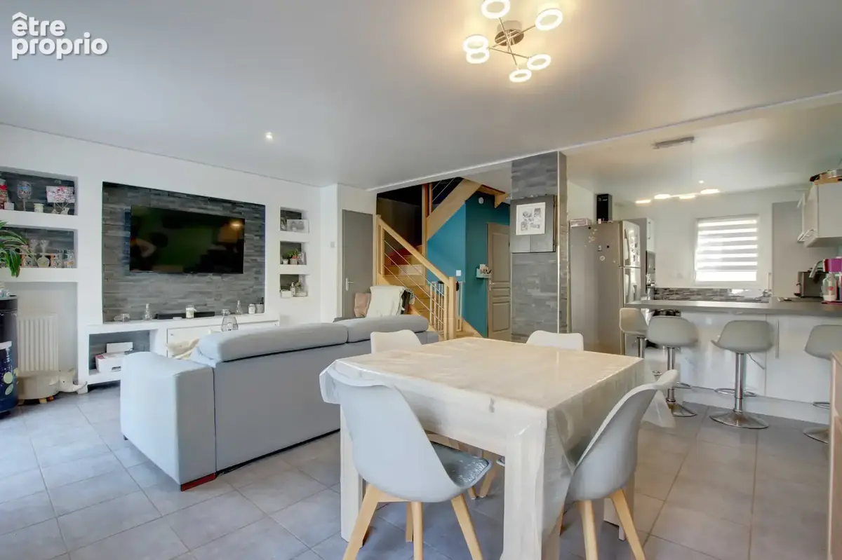 Maison 4 pièces 87 m2 sur Rumilly - photo 2