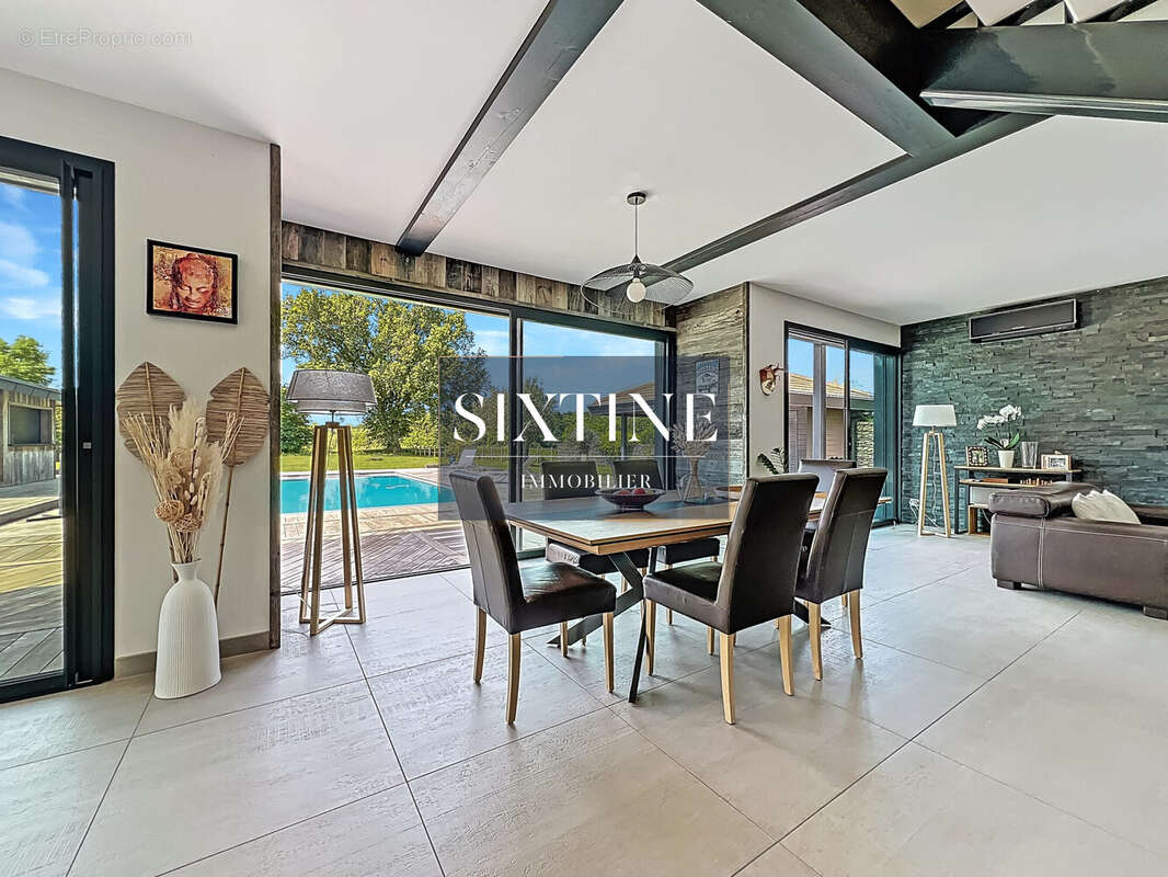 Maison à BOURGOIN-JALLIEU