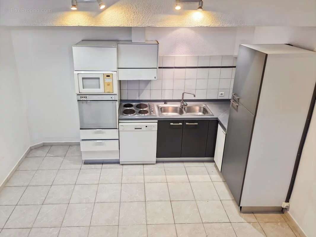 Appartement à VILLENEUVE-LES-AVIGNON