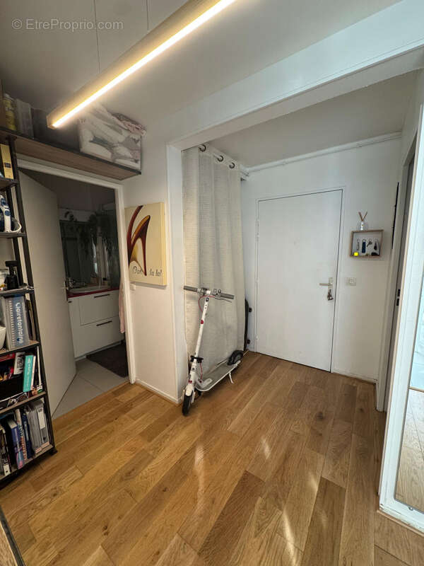 Appartement à PARIS-19E