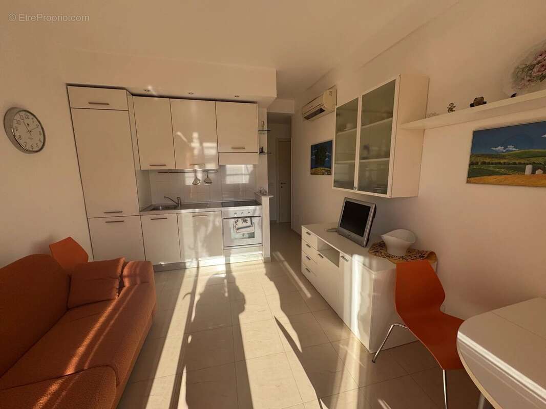 Rare dernier etage carre d'or / pietonne - photo 2