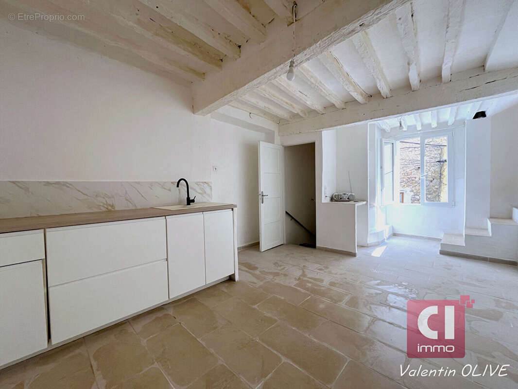 Maison 4 pièces à vendre à La Verdière - photo 3