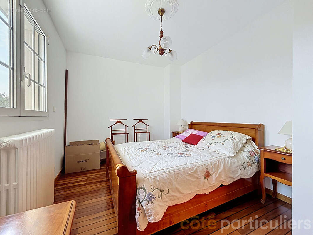 Maison Saint Maur Des Fosses 5 pièces, 4 chambres, sous-sol, jardin - sans travaux. - photo 11