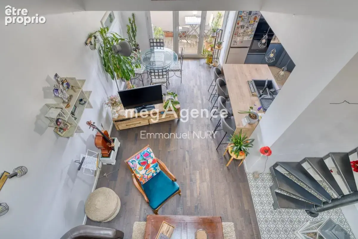 Cœur de Saint Genis-les-Ollières – T4 duplex avec balcon, parking couvert + possibilité box - photo 12