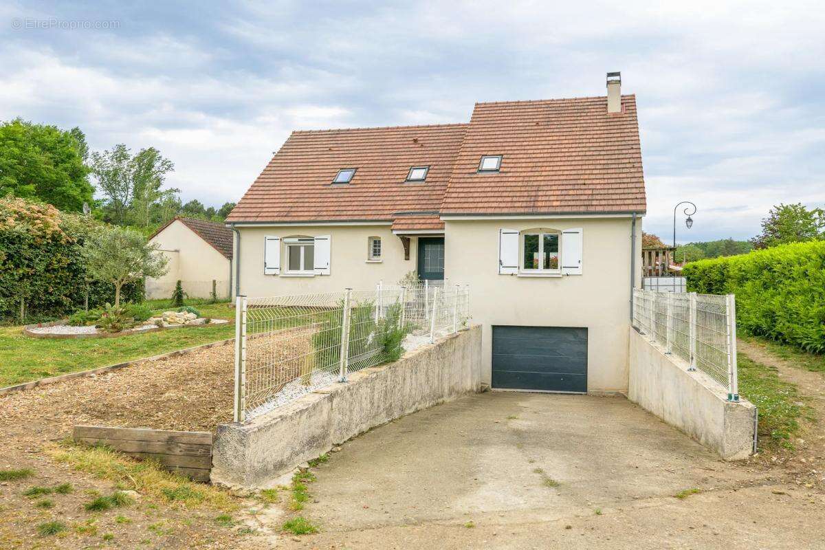 Maison à MAZIERES-DE-TOURAINE