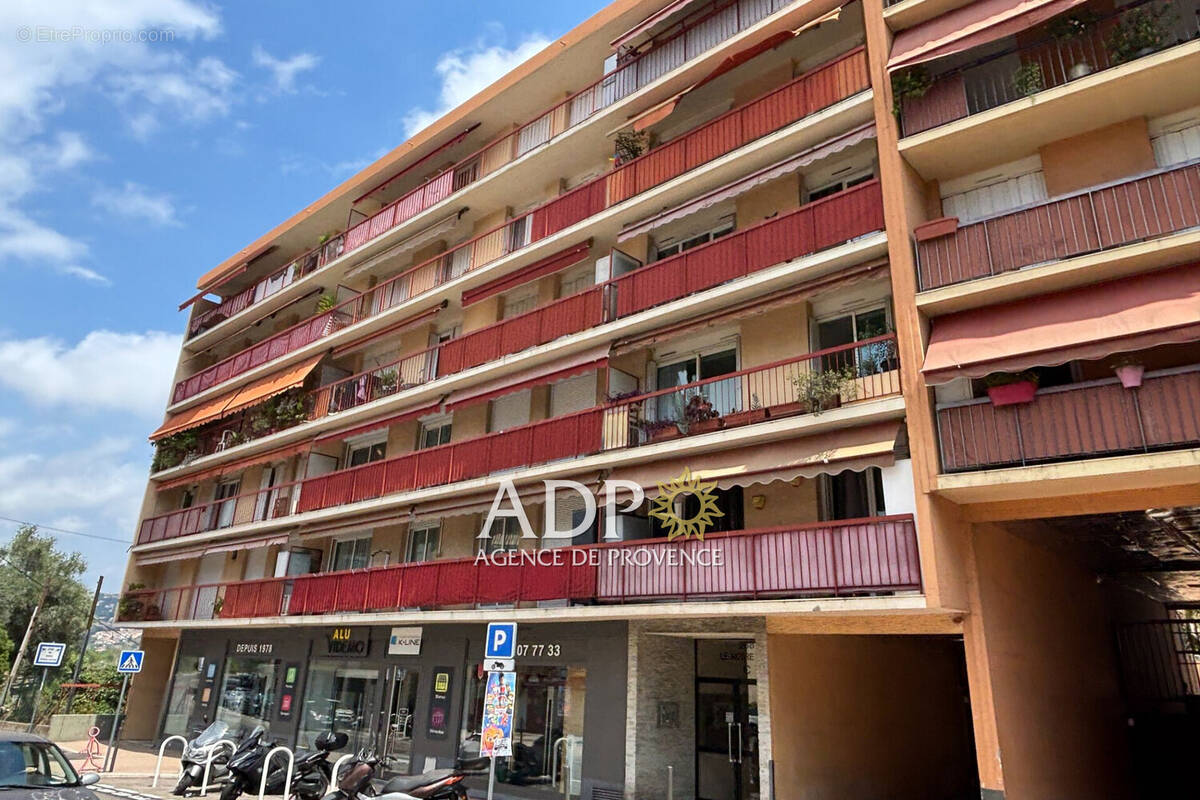 Appartement 42 m² à Saint-Laurent-Du-Var  - photo 6