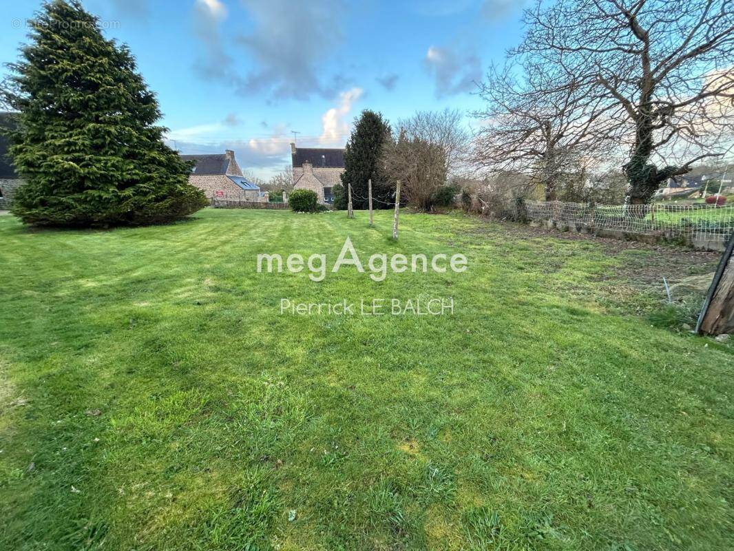 Terrain à PLOUARET