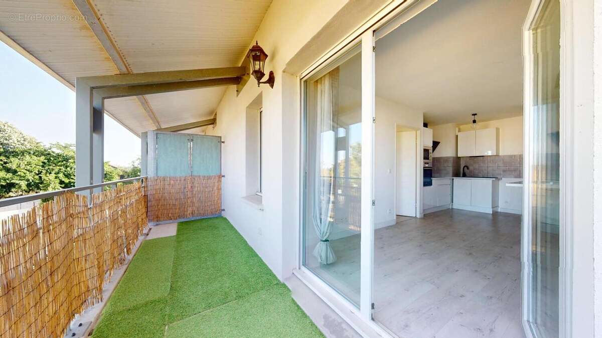 Appartement 42 m² à Artigues-Pres-Bordeaux  - photo 8