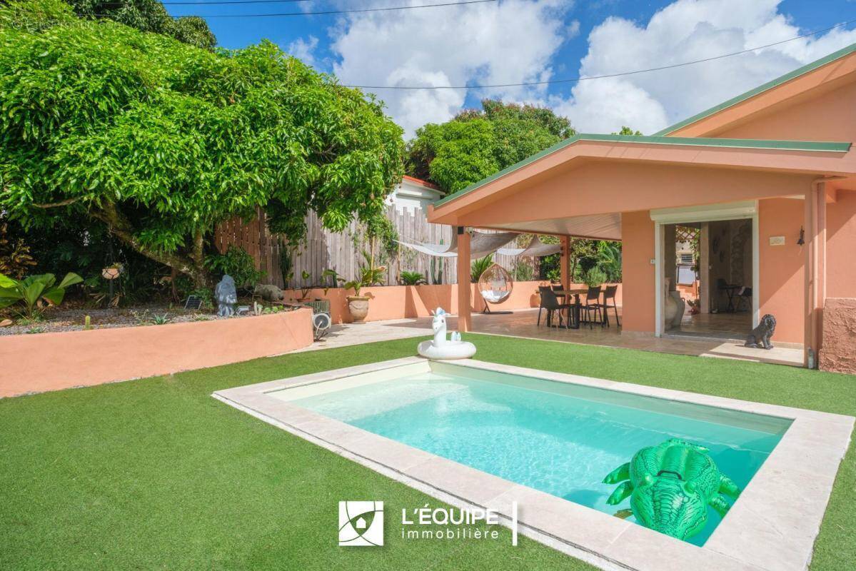 Maison à LE LAMENTIN