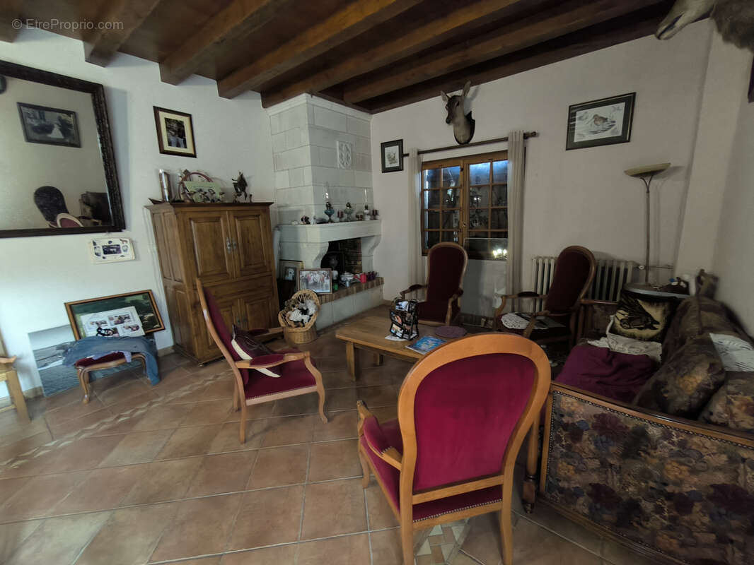 Maison à ARTANNES-SUR-INDRE