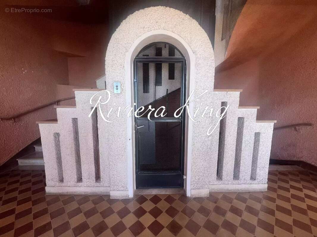 Appartement à BEAULIEU-SUR-MER