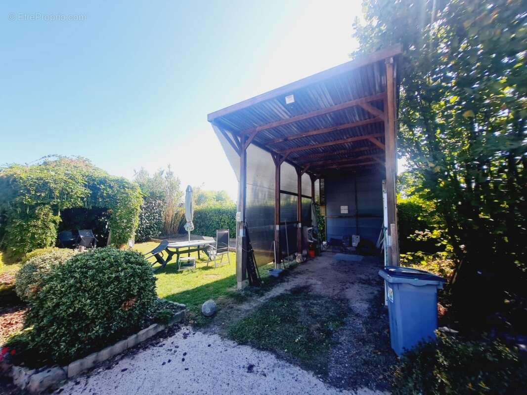 Maison de charme en pierre et bois à Saint Ouen Des Toits - photo 9