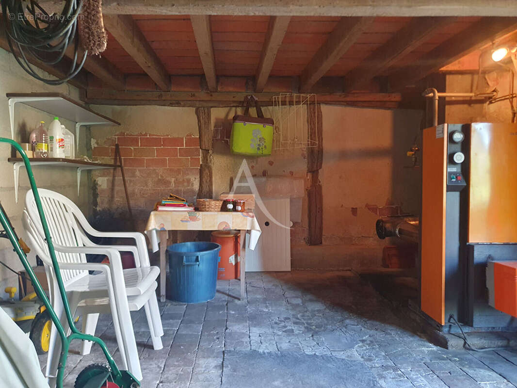 Maison à YVOY-LE-MARRON