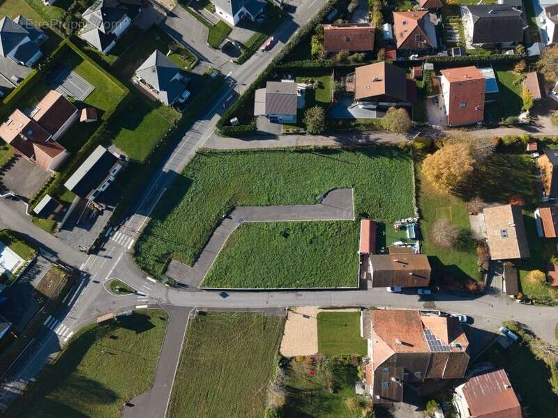 Terrain à DRAILLANT