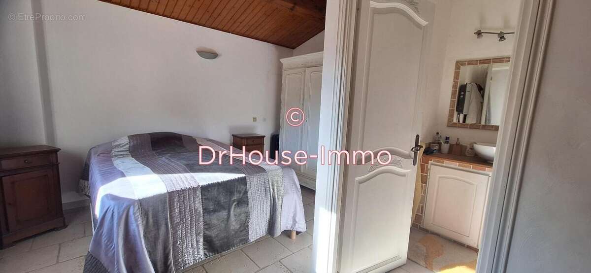 Maison à SOLLIES-TOUCAS