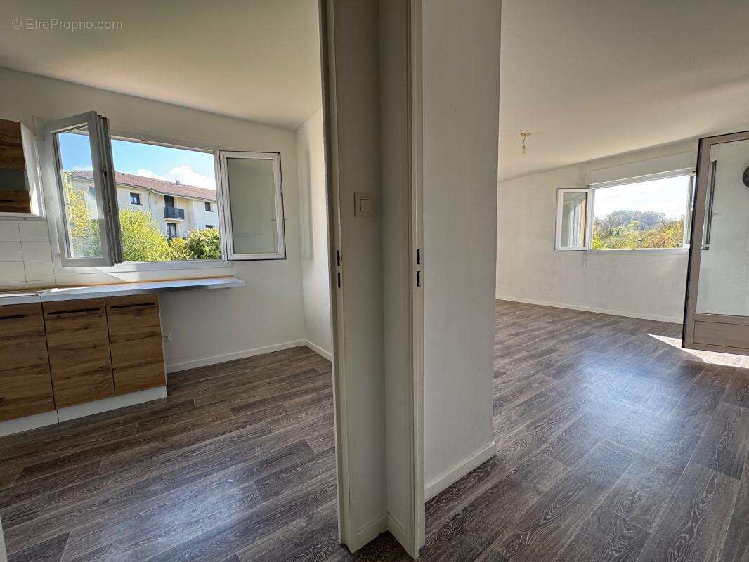 Appartement à VILLEFONTAINE