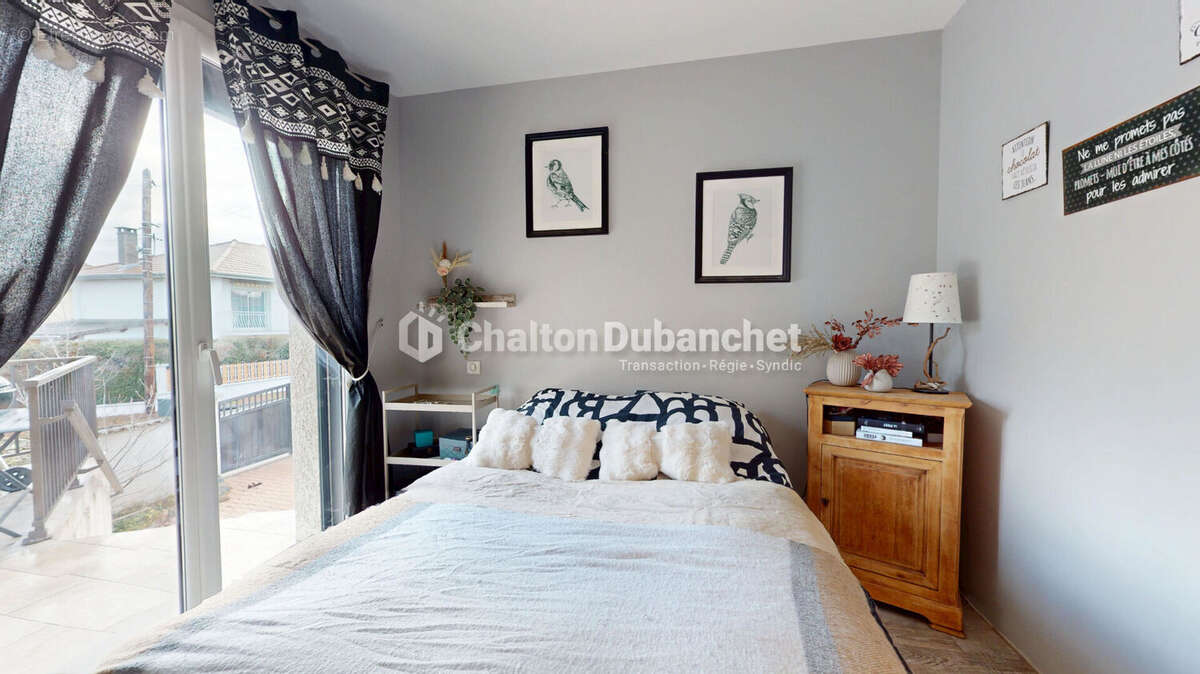 Maison à LE COTEAU