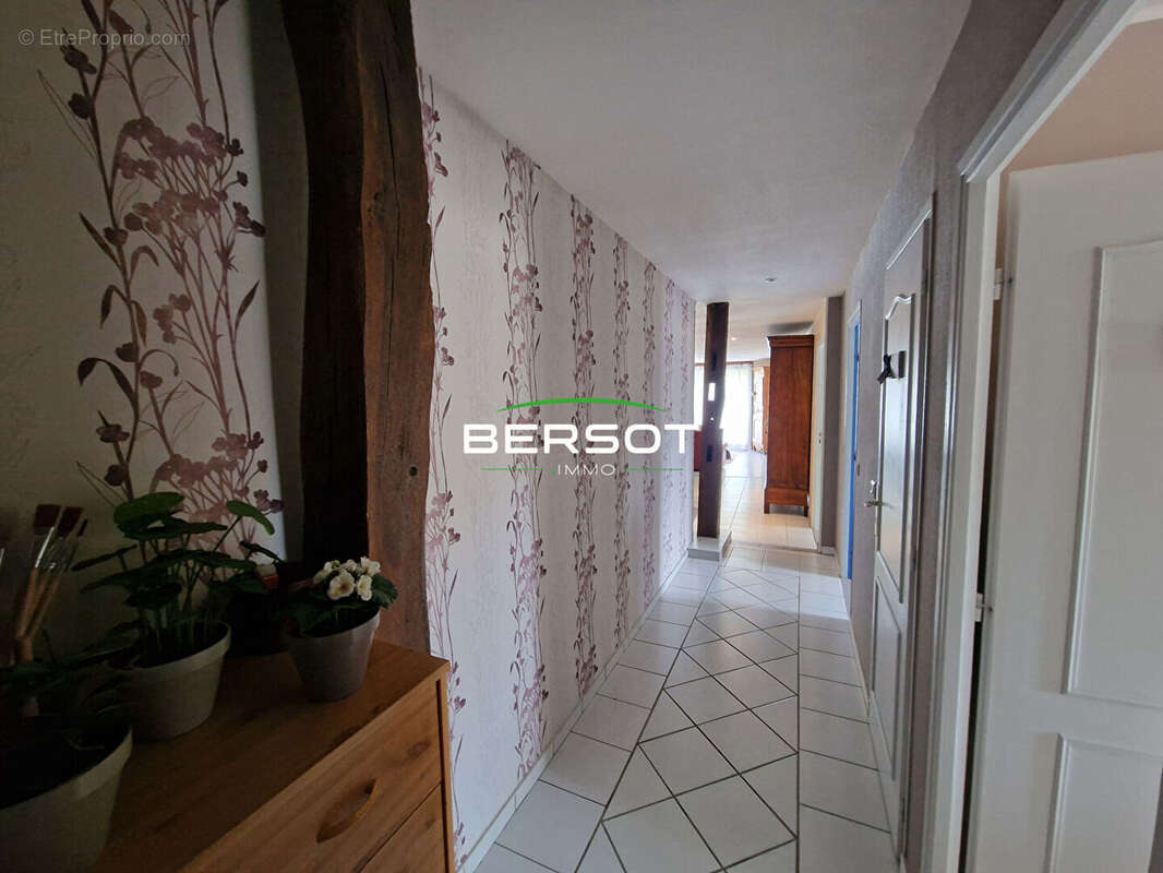 Maison à BAUME-LES-DAMES