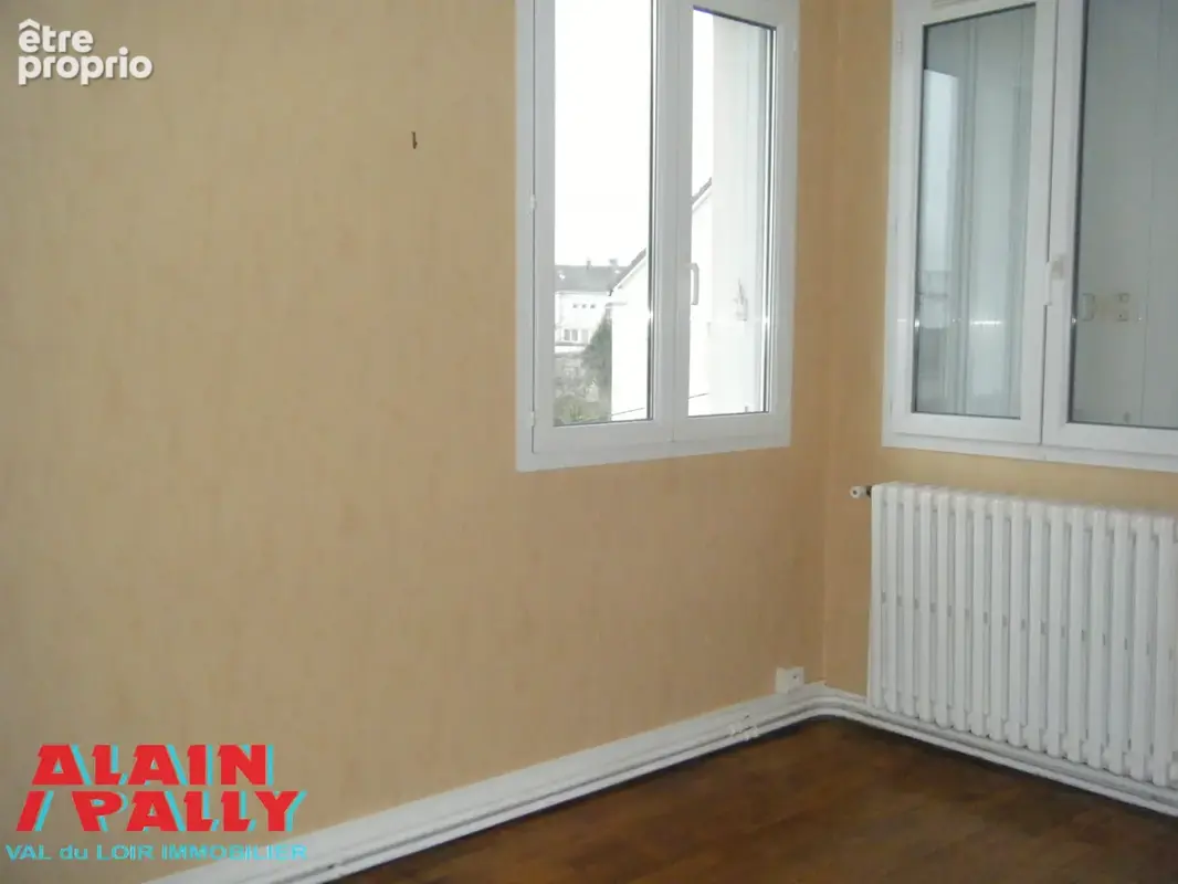 CHATEAUDUN - Appartement 2 chambres - photo 4