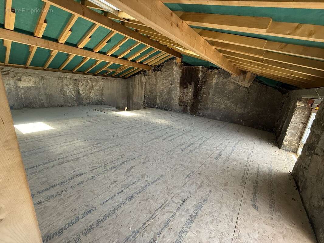 Appartement à LAGNIEU
