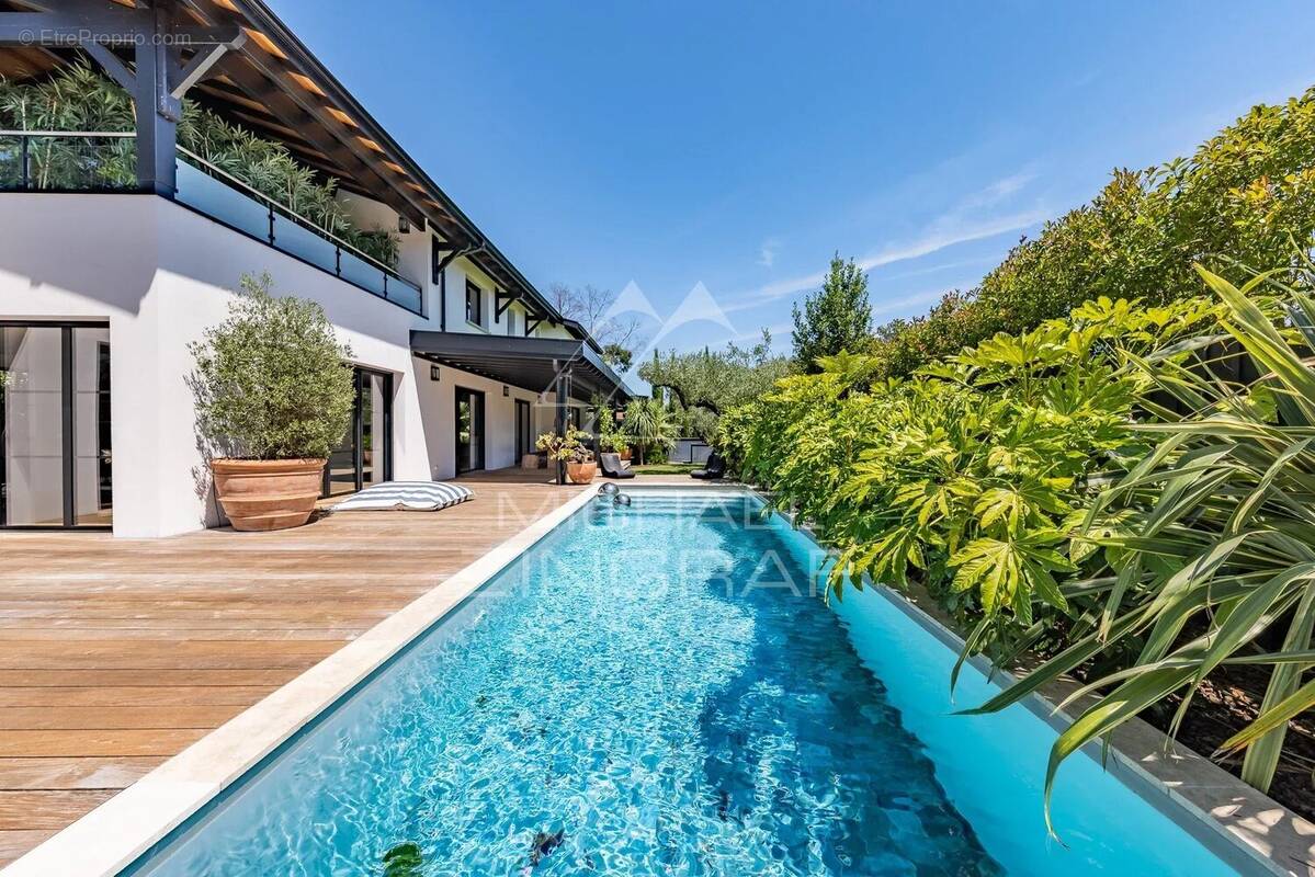 Maison contemporaine, élégance et confort au cœur du Bassin - photo 3