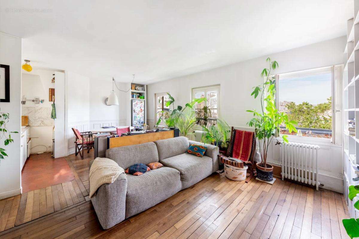 Appartement à PARIS-18E