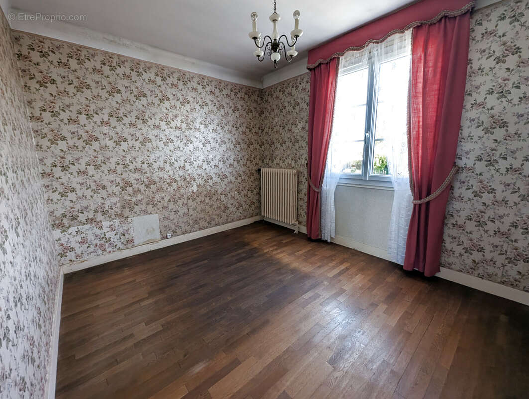 Maison à CHATEAUDUN