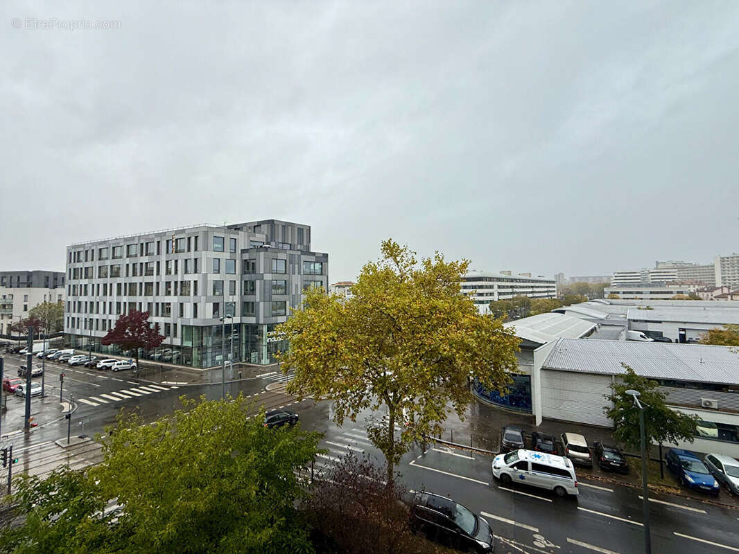 Appartement à LYON-8E
