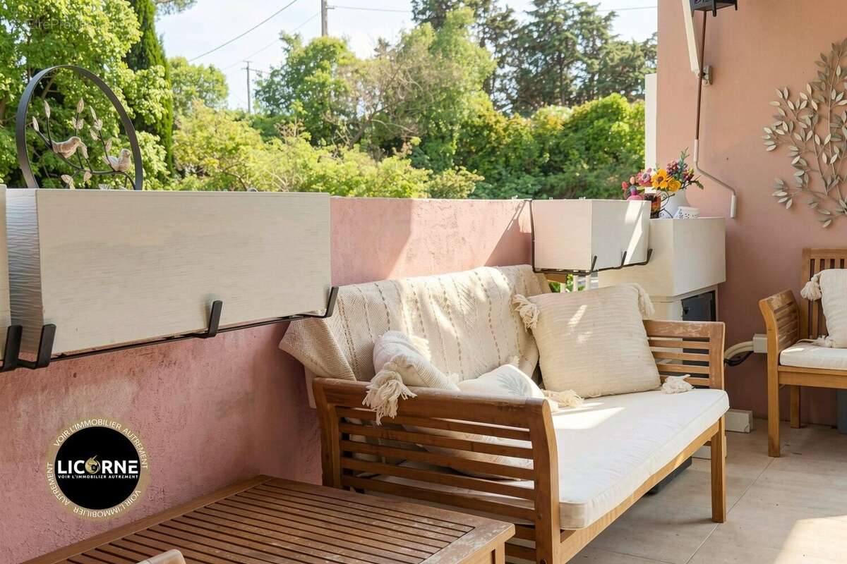 Balcon séjour - Appartement à MARSEILLE-12E
