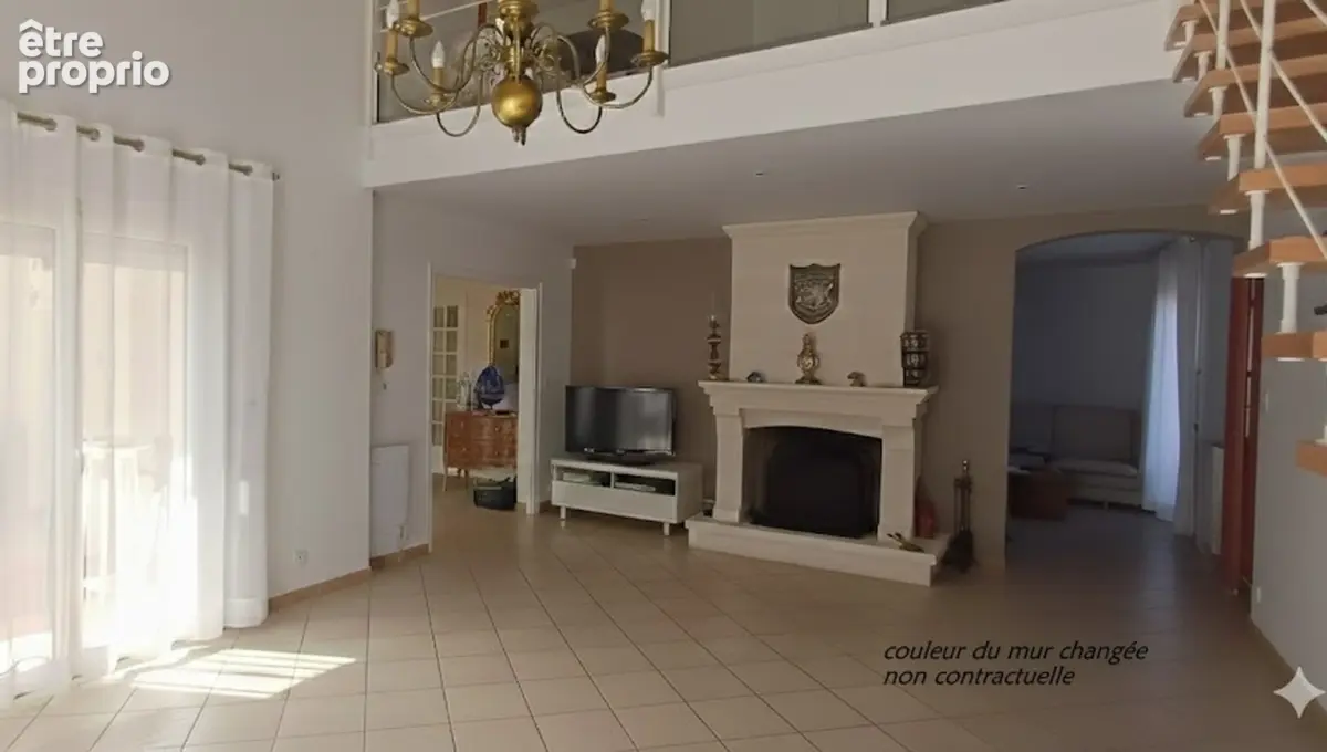 Grande maison à vendre 5 pièces FOUQUEBRUNE (16) + dépendances sur terrain d'env 6800 m2 - photo 8