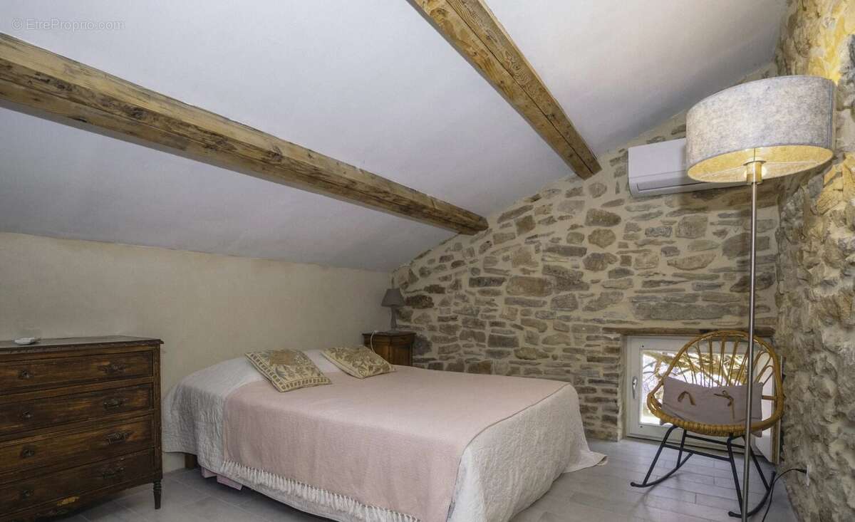 Maison à SAINT-MARTIN-D'ARDECHE