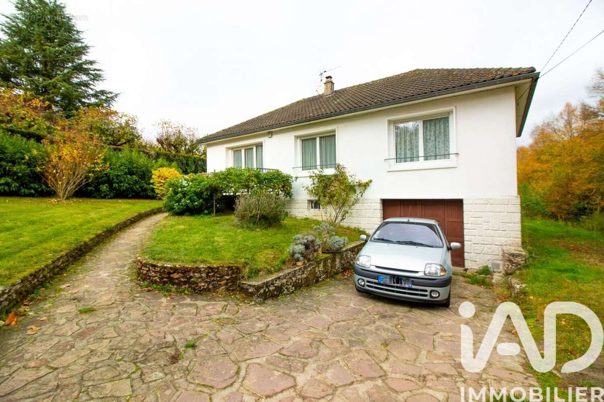 Photo 2 - Maison à LA QUEUE-LES-YVELINES