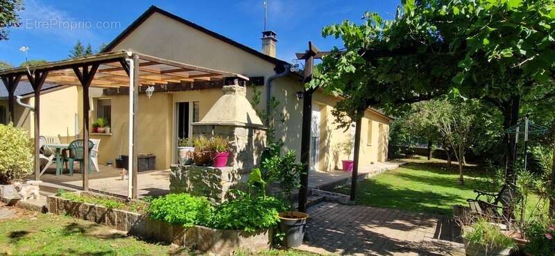 Maison à PIERREFICHE