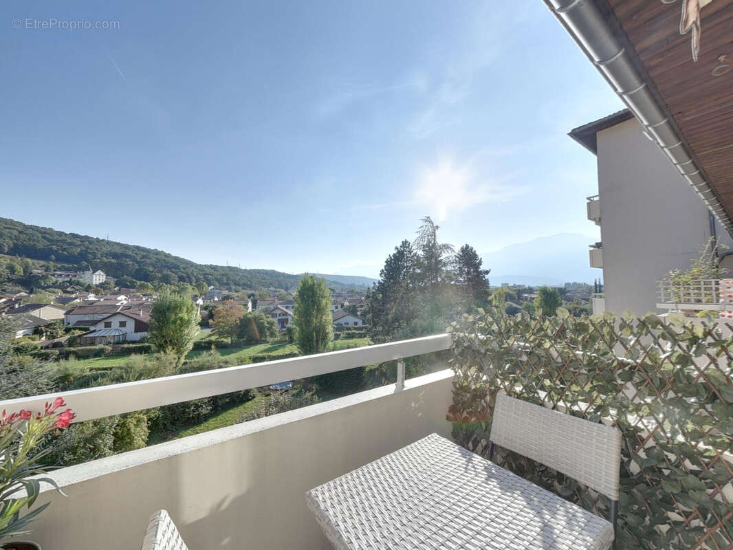 Appartement à SAINT-MARTIN-D'HERES