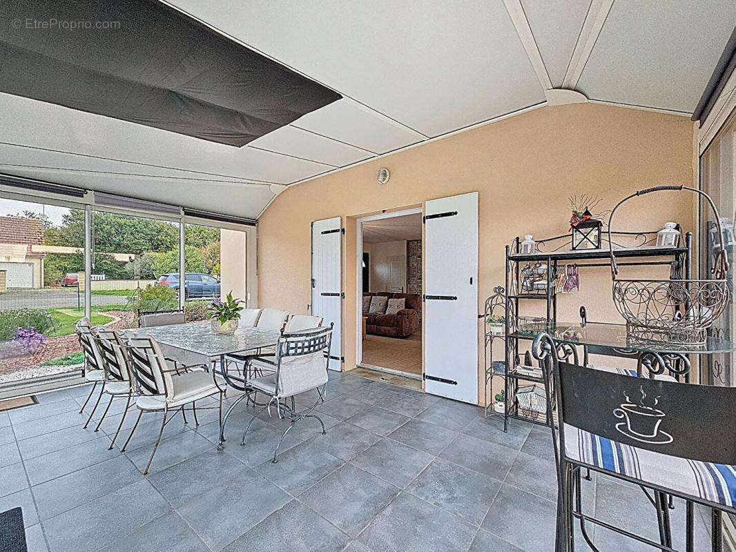 Maison à FRESNAY-SUR-SARTHE