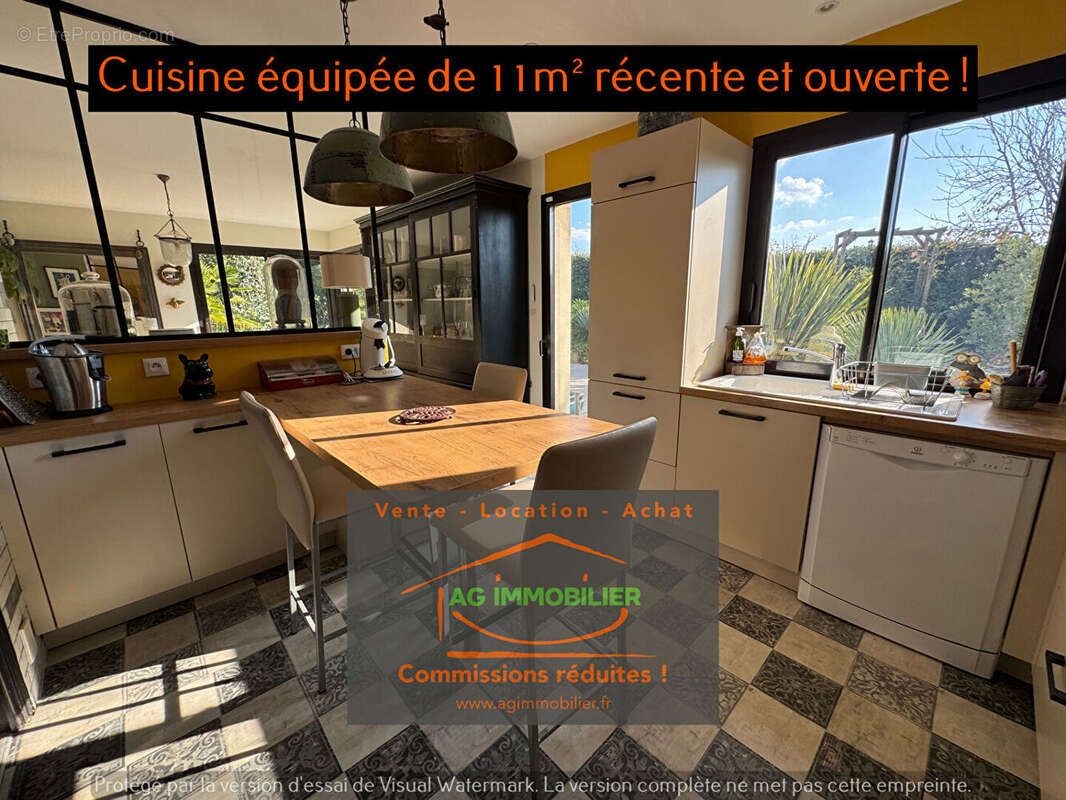 Maison à LA CHAPELLE-DES-FOUGERETZ