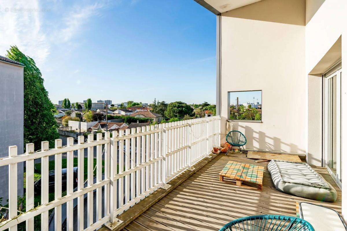 Appartement à BEGLES