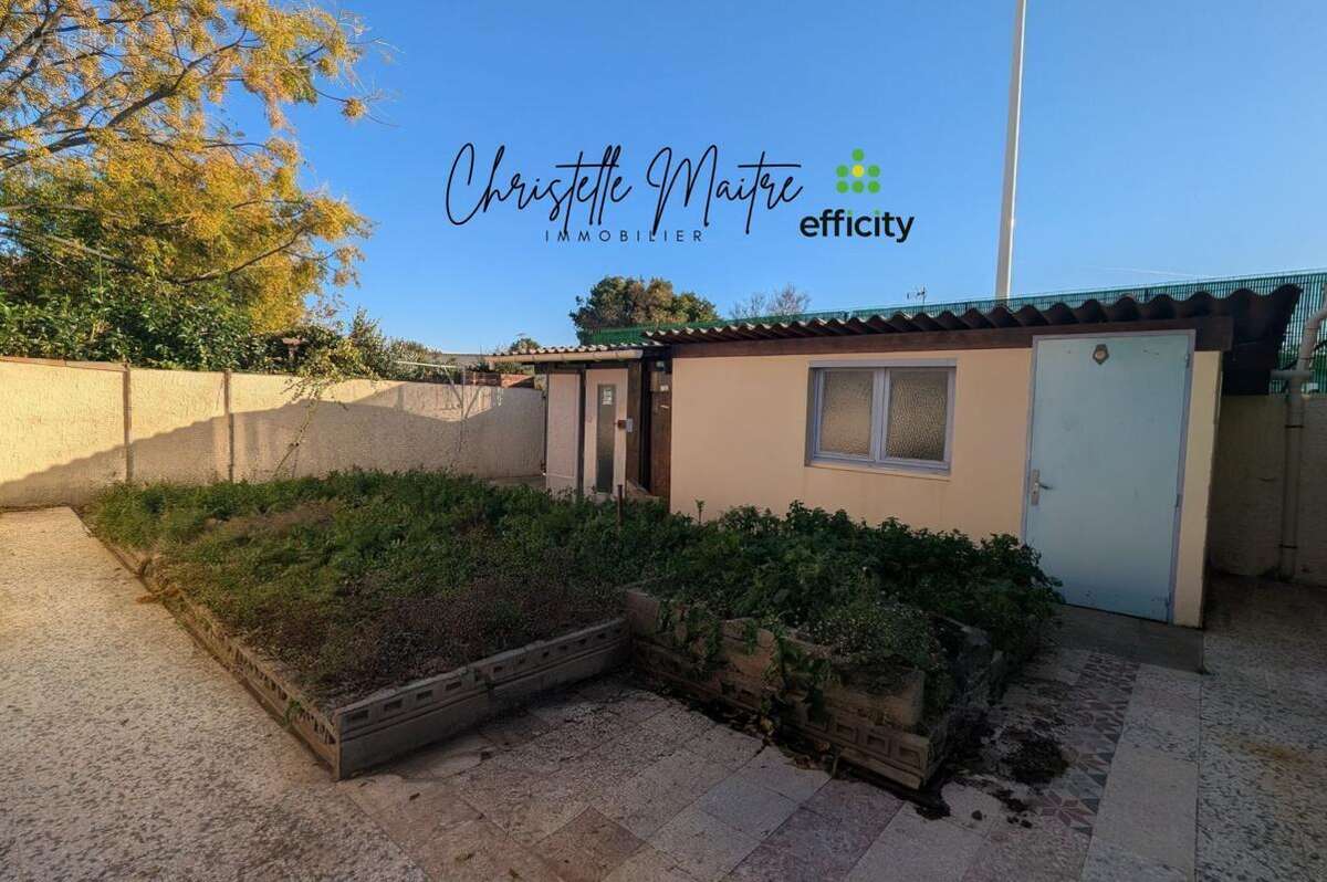 Maison à SAINT-MARTIN-DE-CRAU