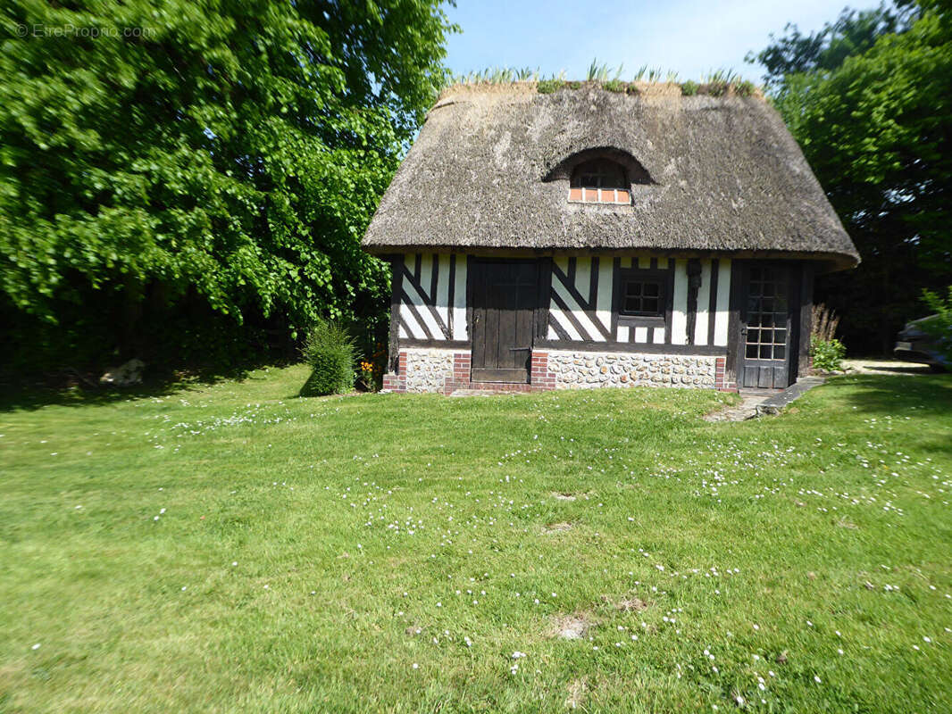 Maison à PONT-L'EVEQUE