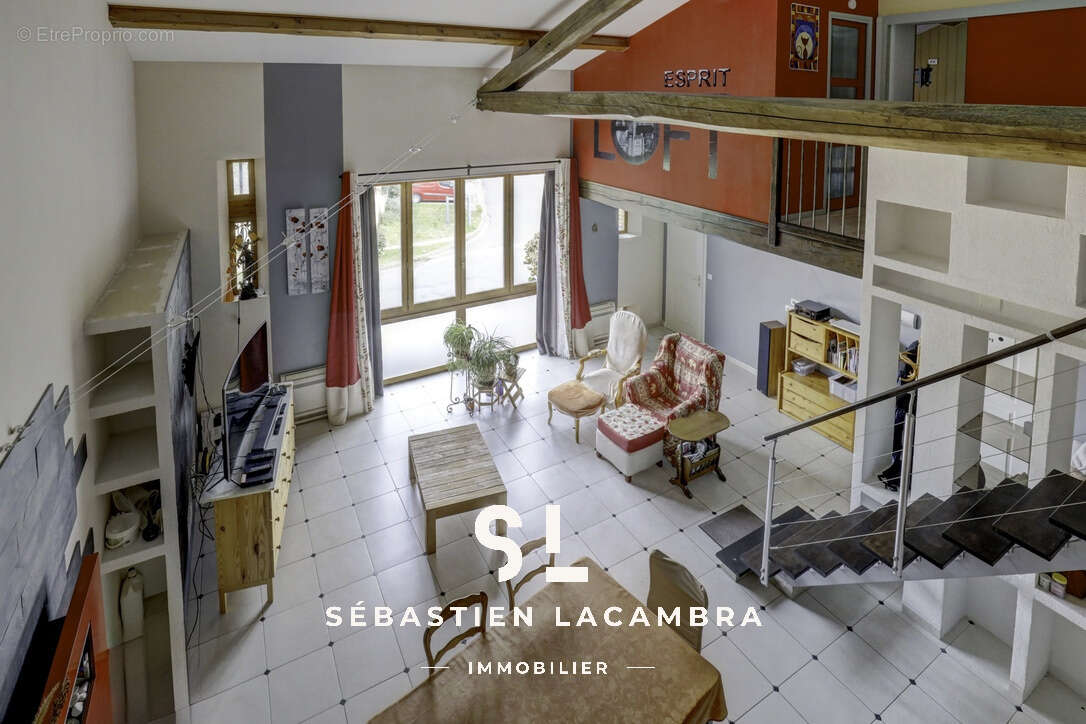 Maison de charme 8 pièces   Rénovation haut de gamme   Garages, atelier & jardin   Cœur de Lisle-sur-Tarn - photo 8