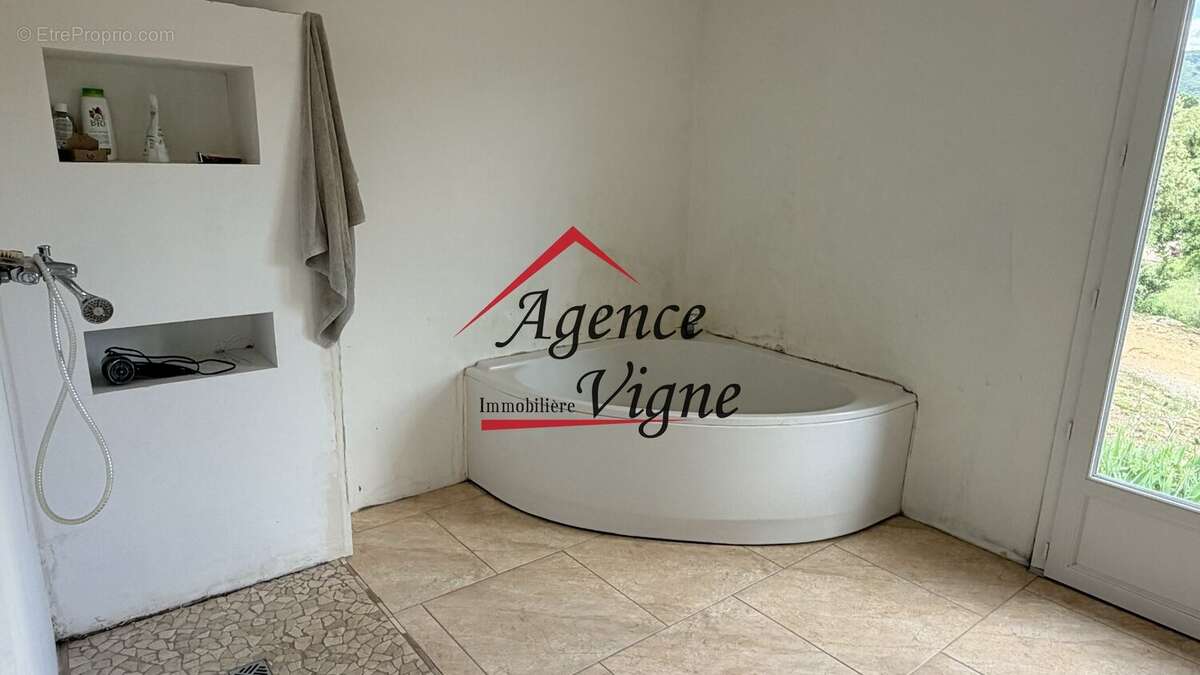 Maison à SAINT-FLORENT-SUR-AUZONNET