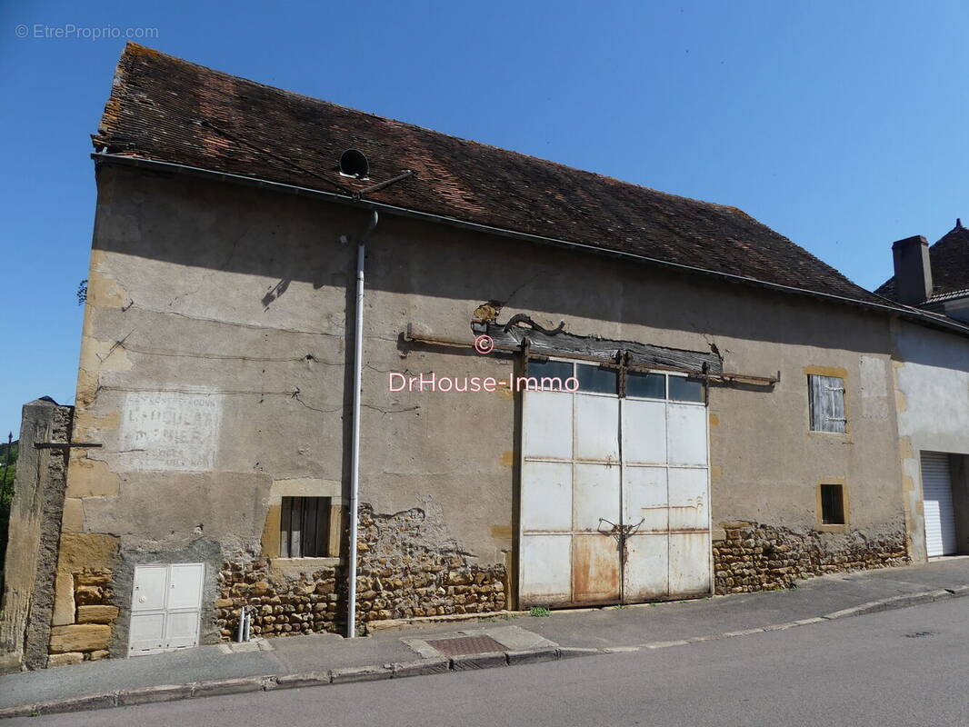 Autre à SEMUR-EN-BRIONNAIS