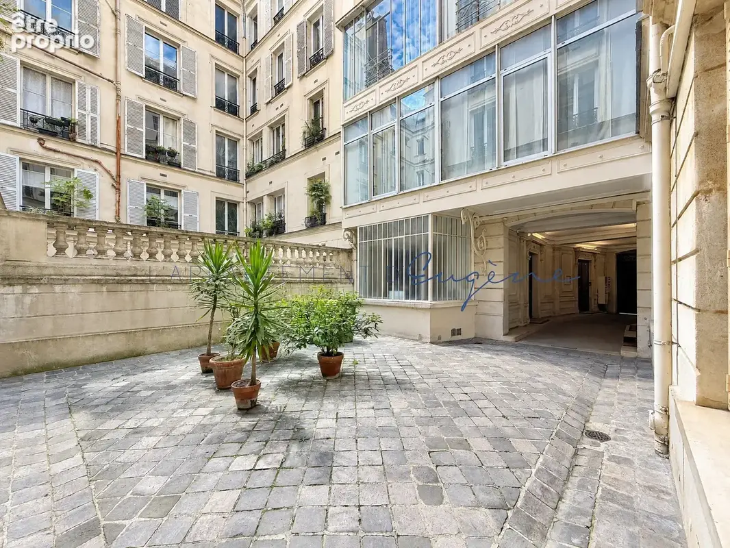 Paris 9EME, Rue Pierre-Semard - 2 pièces de charme au calme, 4ᵉ étage - photo 17