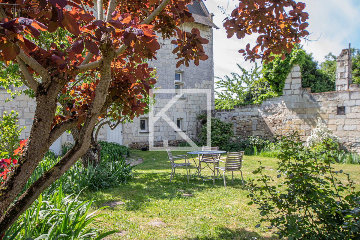 Autre à BRION