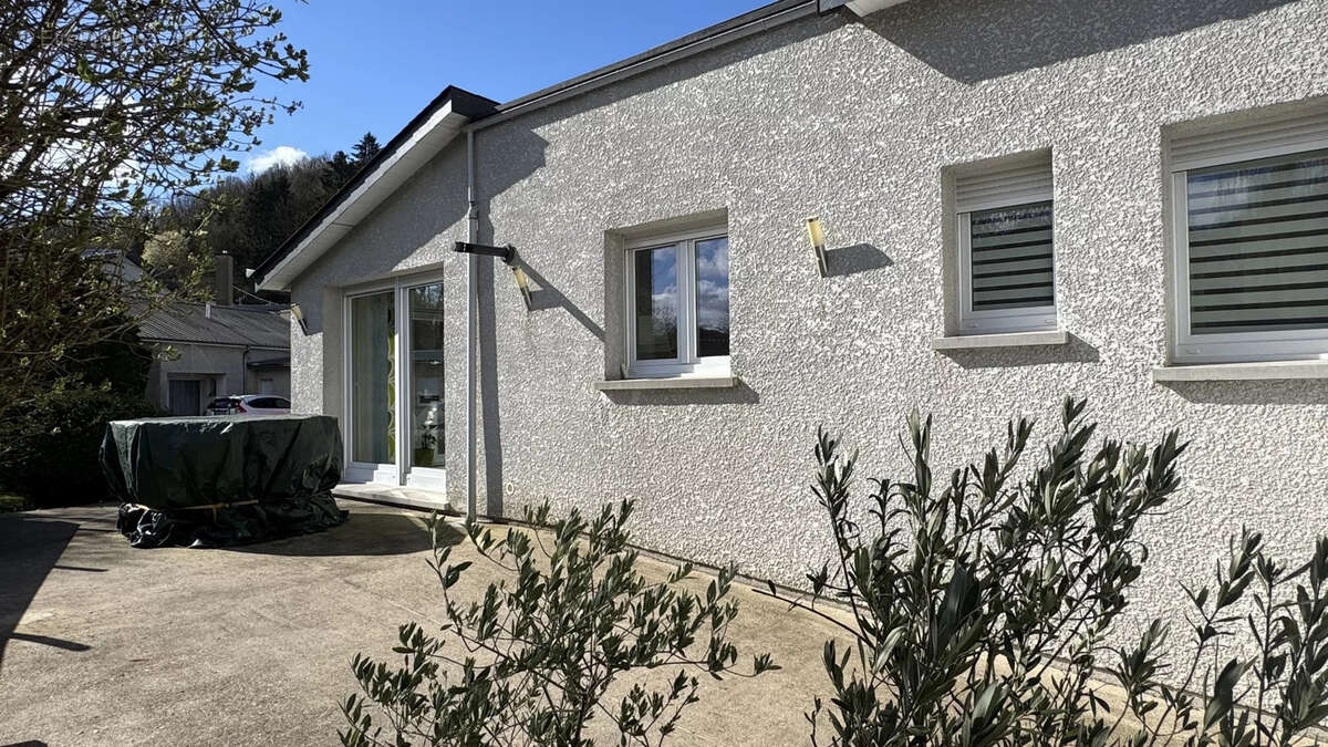 Maison à LONGUYON