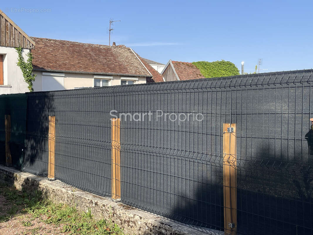 À Châtillon-Sur-Seine, villa de 141m2 avec 2 chambres à vendre - photo 7