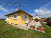 Maison à LE BOULLAY-MIVOYE