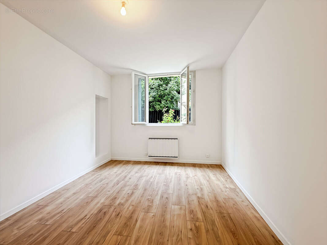 Appartement studio à vendre au centre-ville de Rosny-sous-Bois - Réf 4196 - photo 4