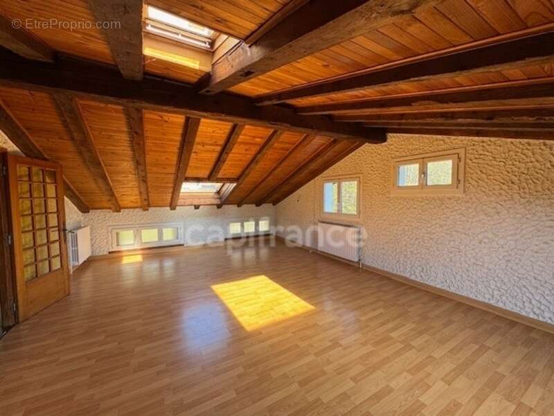 Appartement à GEX